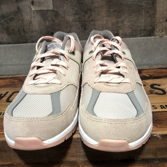 ⚡️Host Pick ⚡️Timberland Field Trekker Trainer for Women in Beige - Picture 7 of 12
